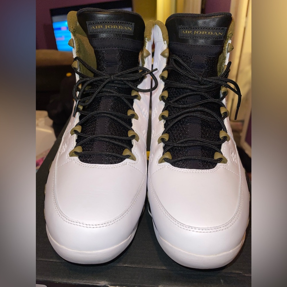 2015 Jordan 9 retro “Statue” - Picture 2 of 5